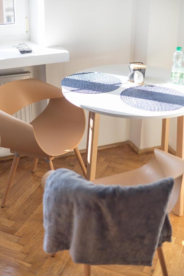 Old Town Velvet Studio * Warszawa