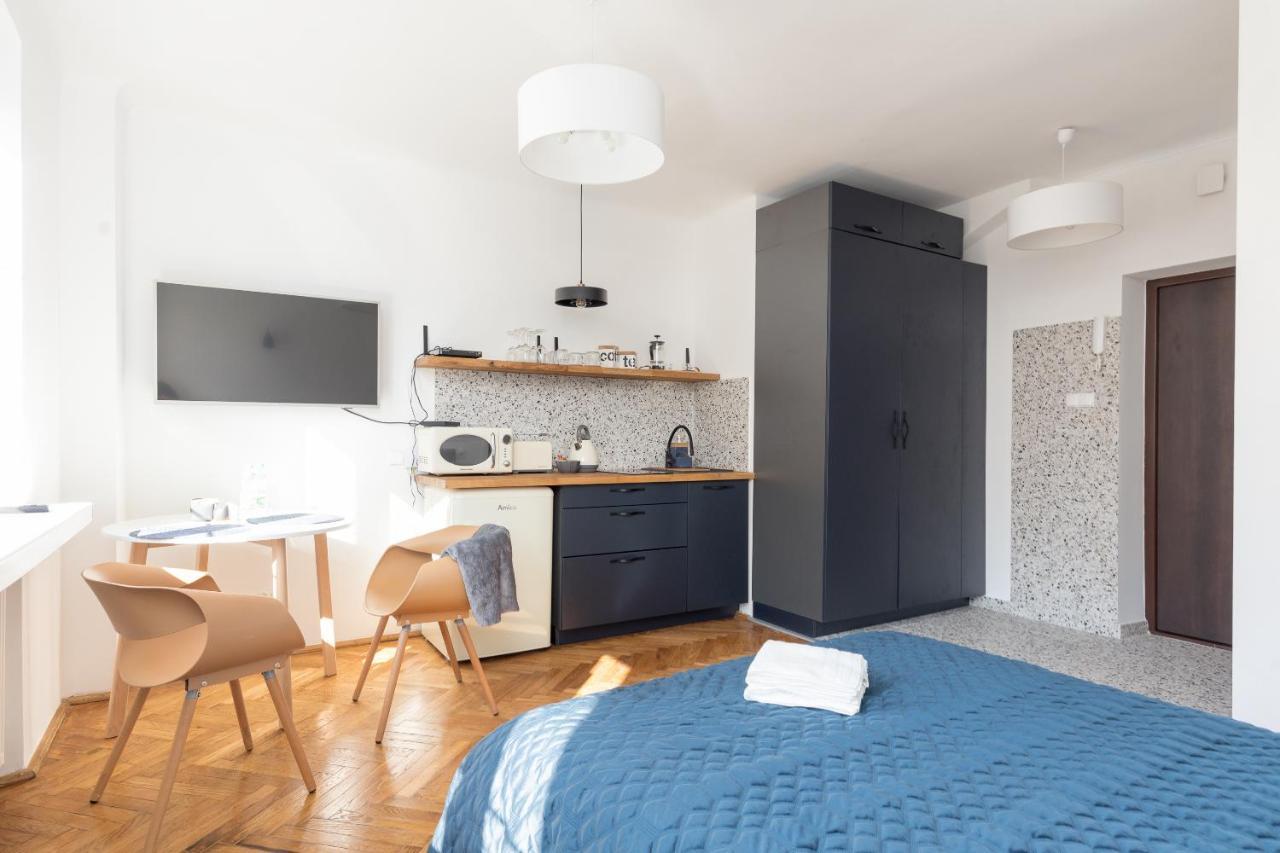 Old Town Velvet Studio Apartament